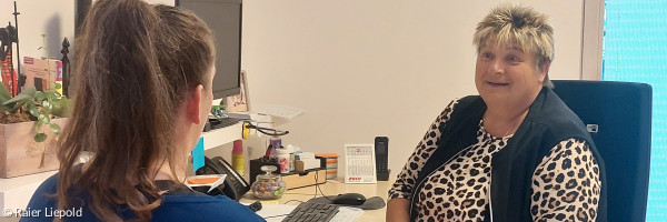 Beratungsgespräch mit der Pflegeüberleitung